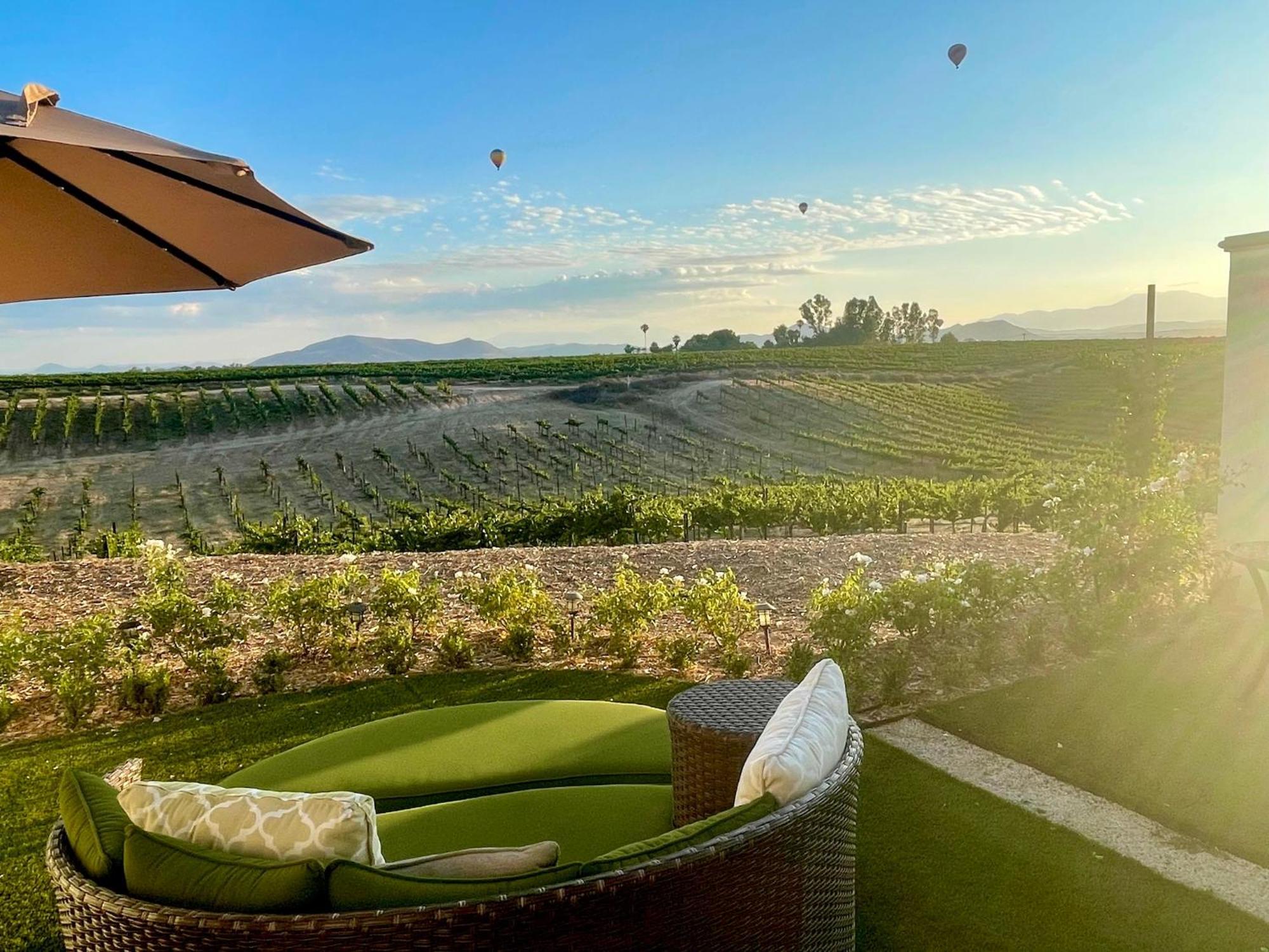 Domaine Chardonnay Bed & Breakfast Temecula Luaran gambar